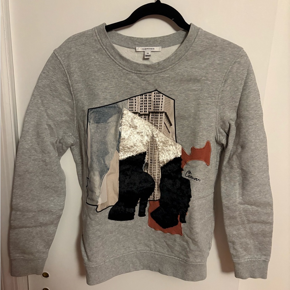 Carven Gray Crewneck Sweater with Graphic Design